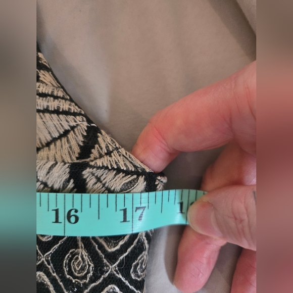 Ness | Elegant Black and Beige Sleeveless Dress, Size 38 - Picture 6 of 7